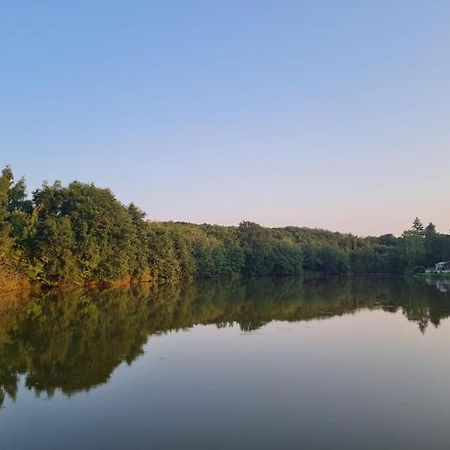 Camping De La Reuille Flere-la-Riviere Luaran gambar