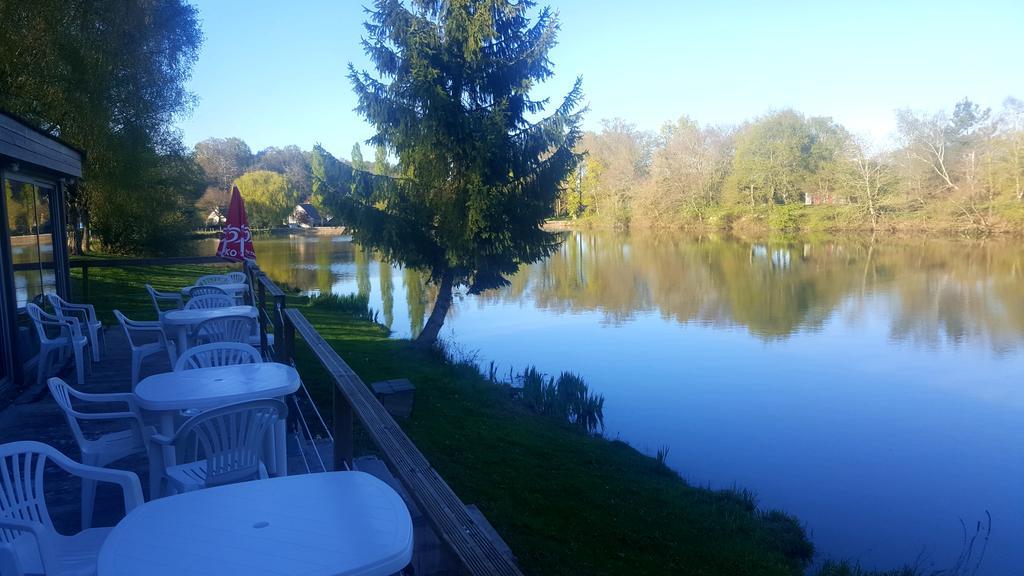Camping De La Reuille Flere-la-Riviere Luaran gambar