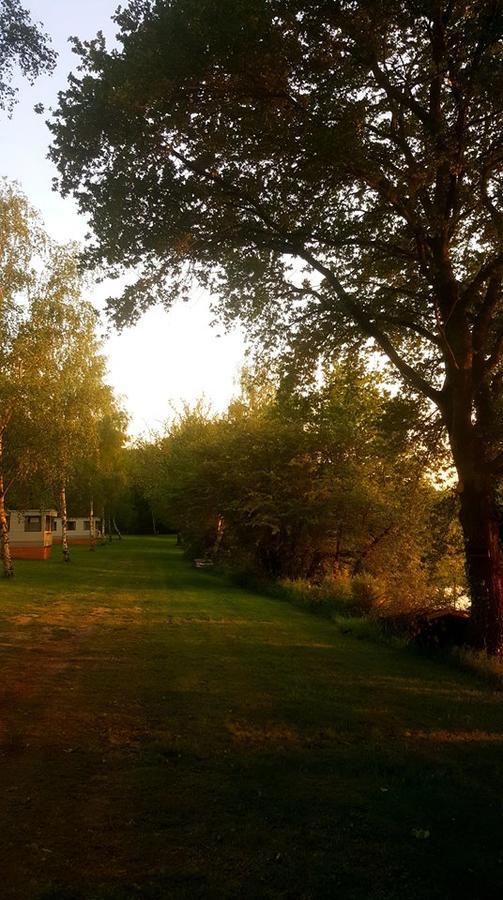 Camping De La Reuille Flere-la-Riviere Luaran gambar
