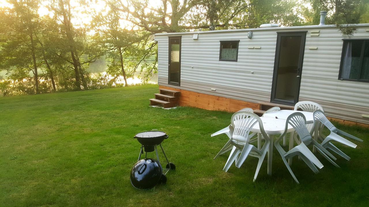 Camping De La Reuille Flere-la-Riviere Luaran gambar