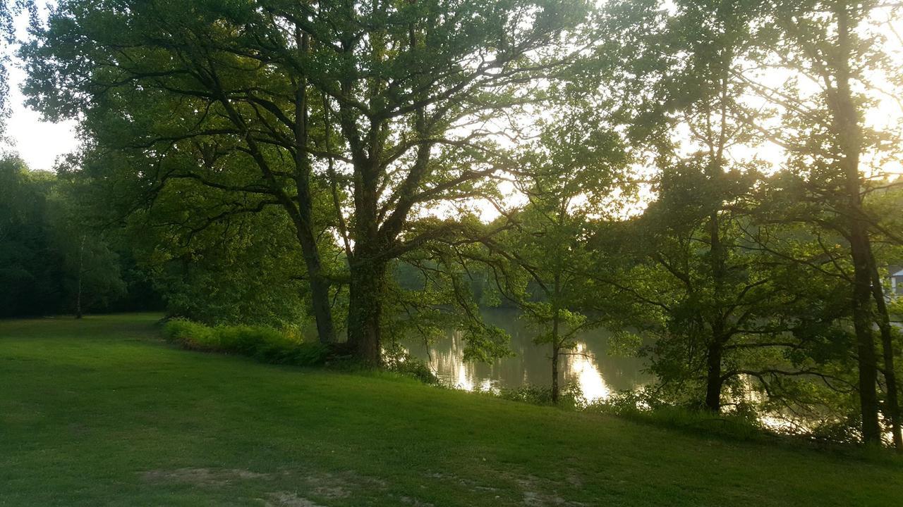 Camping De La Reuille Flere-la-Riviere Luaran gambar