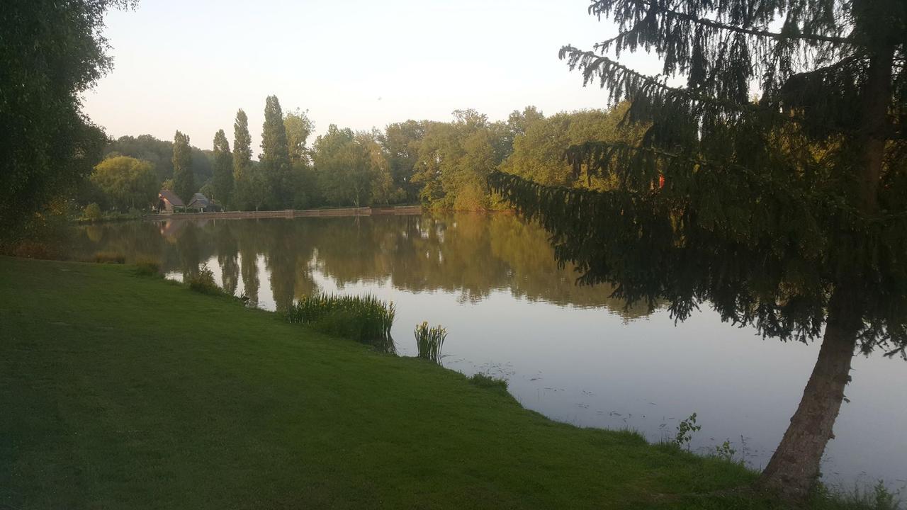 Camping De La Reuille Flere-la-Riviere Luaran gambar