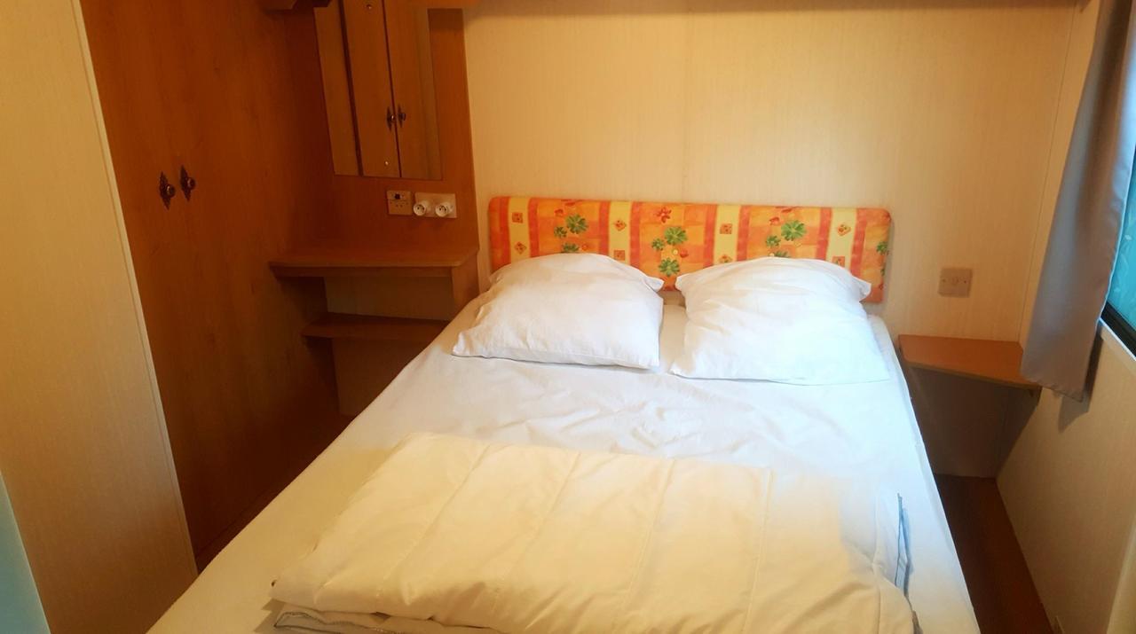 Camping De La Reuille Flere-la-Riviere Luaran gambar
